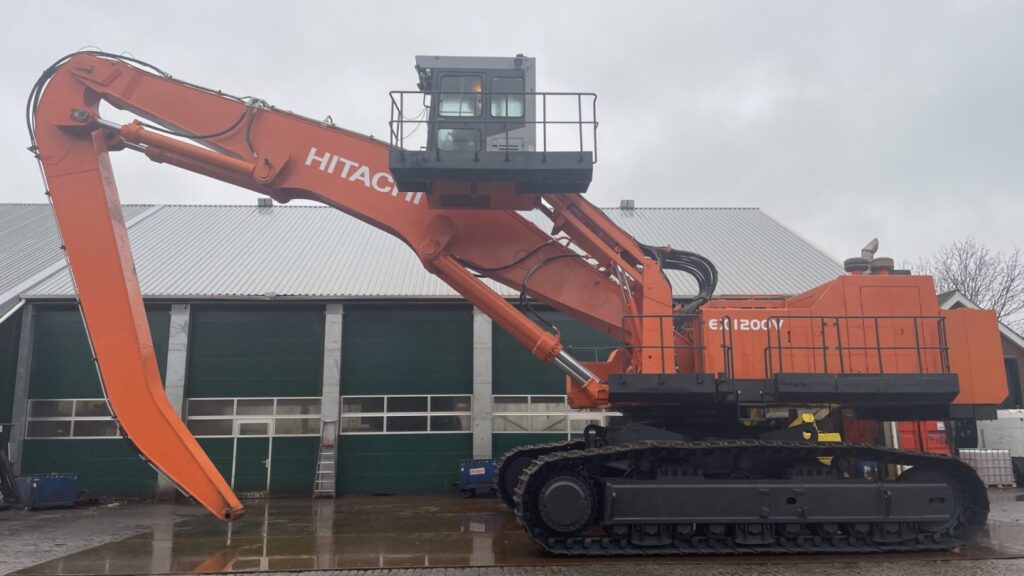 EX1200-For-sale-At-Jan-Kemp-BV-33-Groot-1440x810
