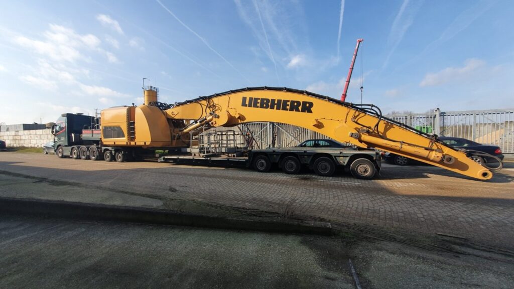 LH-120-for-sale-At-Jan-Kemp-BV-1-Groot-1440x810