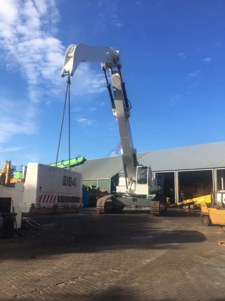 Liebherr-R984C-For-Sale-At-Jan-Kemp-BV-6