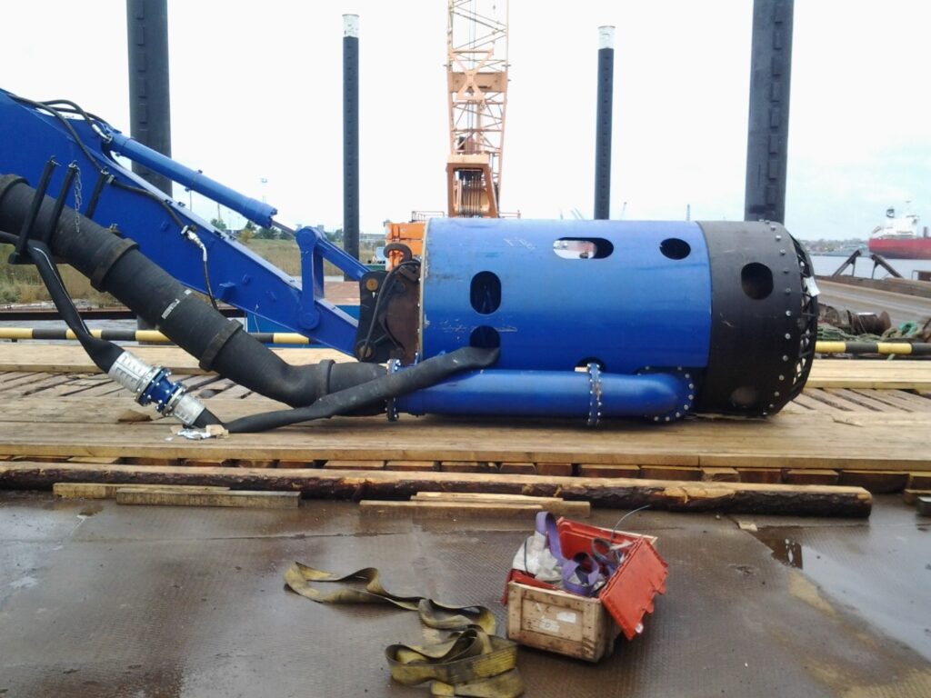 Mantsinen-100RHC-sold-by-Jan-Kemp-BV-Hitachi-ZX800-long-reach-14