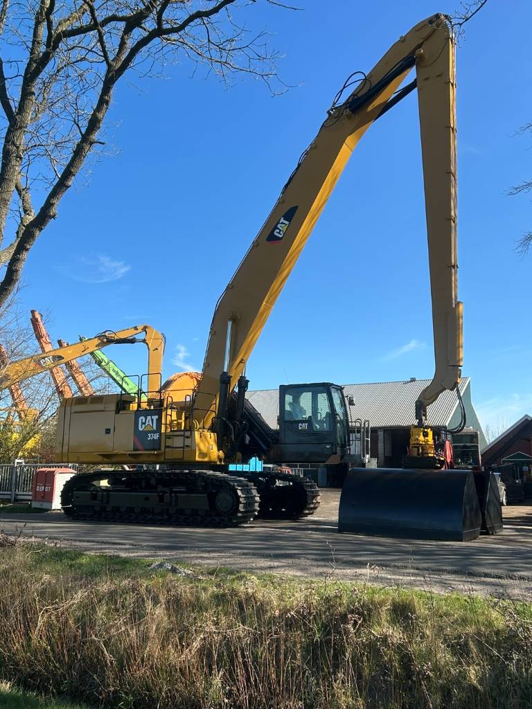 cat-374-f,12fe5bae