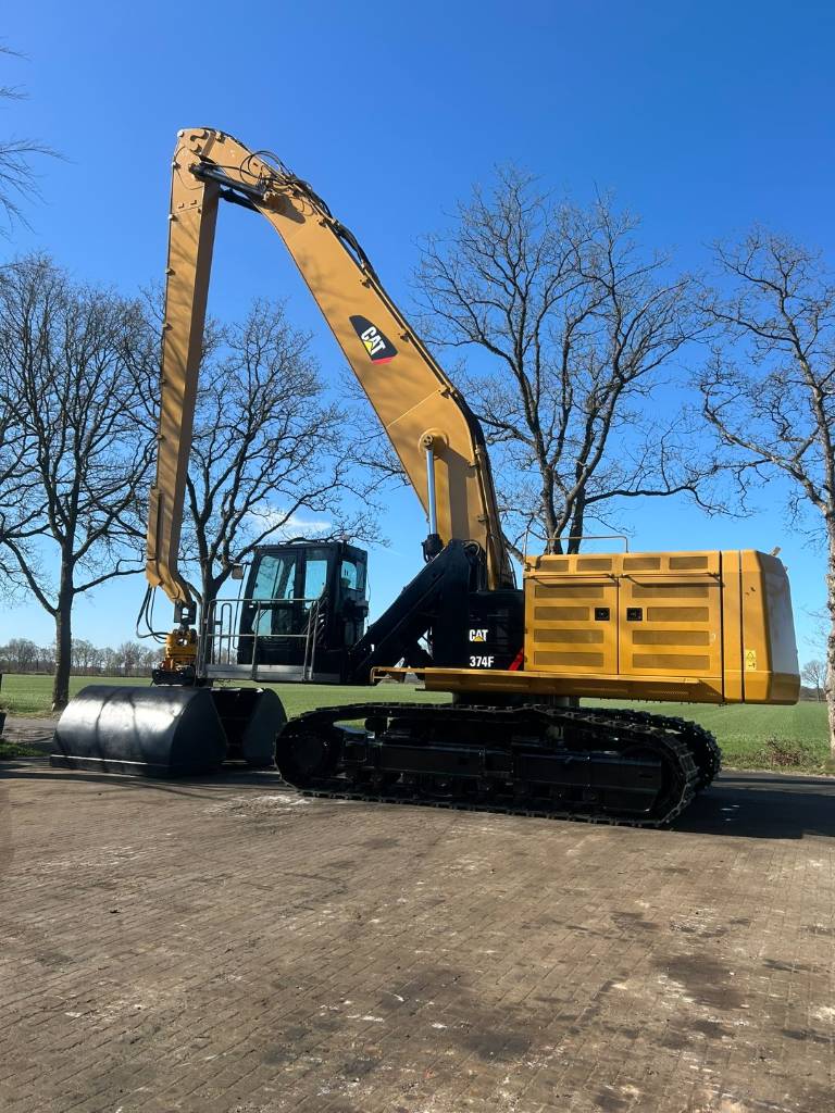 cat-374-f,4683eca2