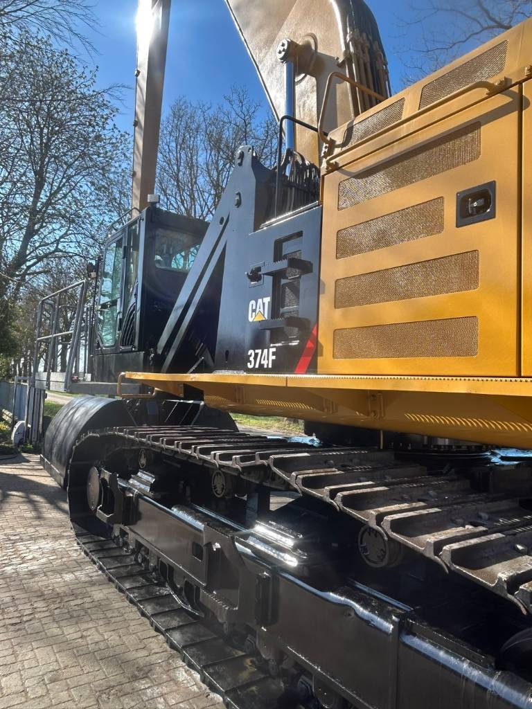 cat-374-f,8afa3349