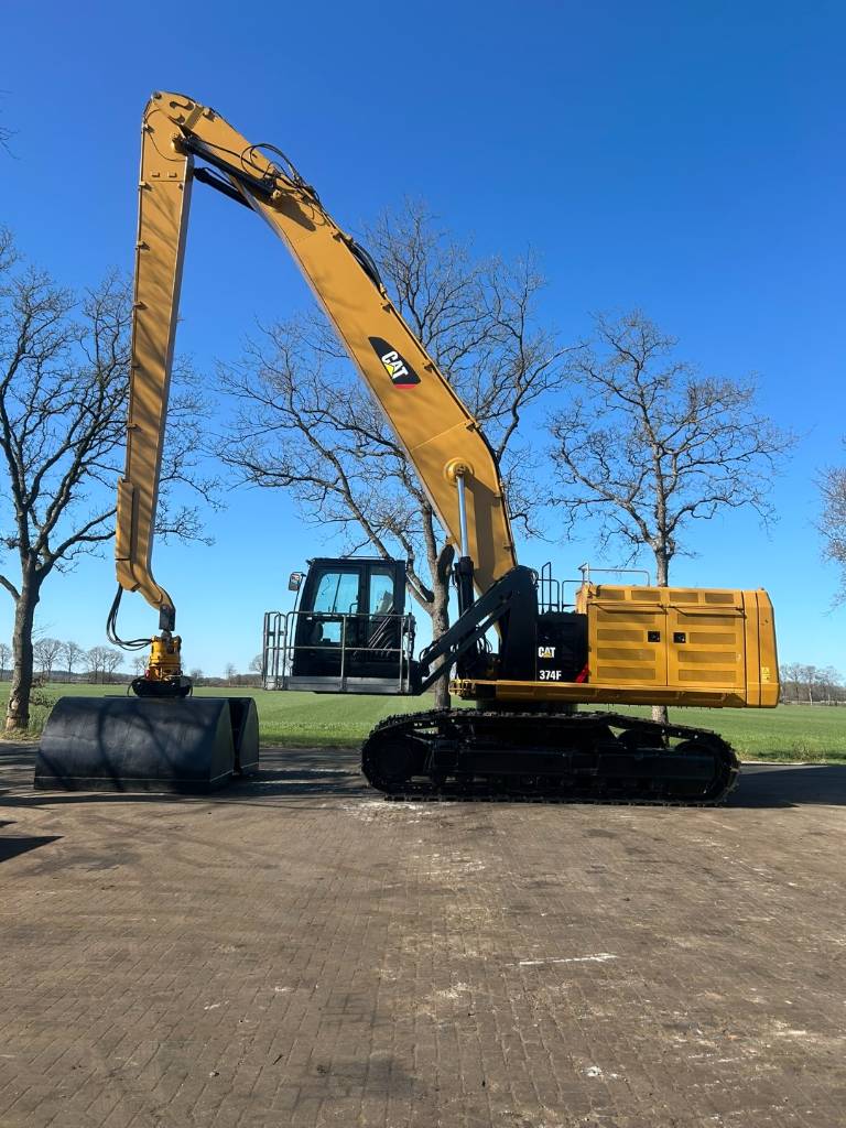 cat-374-f,c2f0d09c