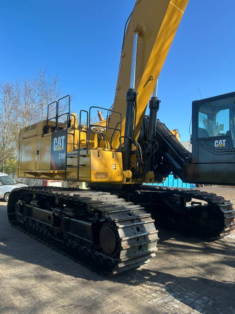 cat-374-f,ef6385b2