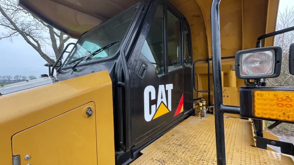 cat-770,60859eb0