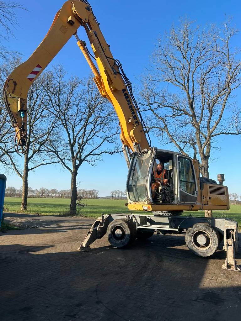 liebherr-a-924-c-litronic,568c3038