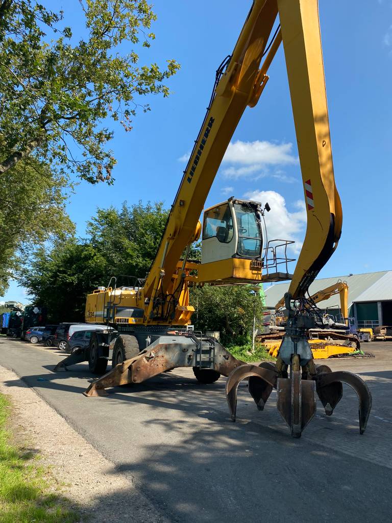 liebherr-a-934-c-hd-litronic-2