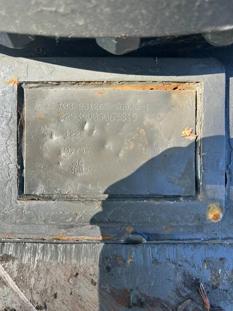 liebherr-sorting-grab-sg025-1,34dea471