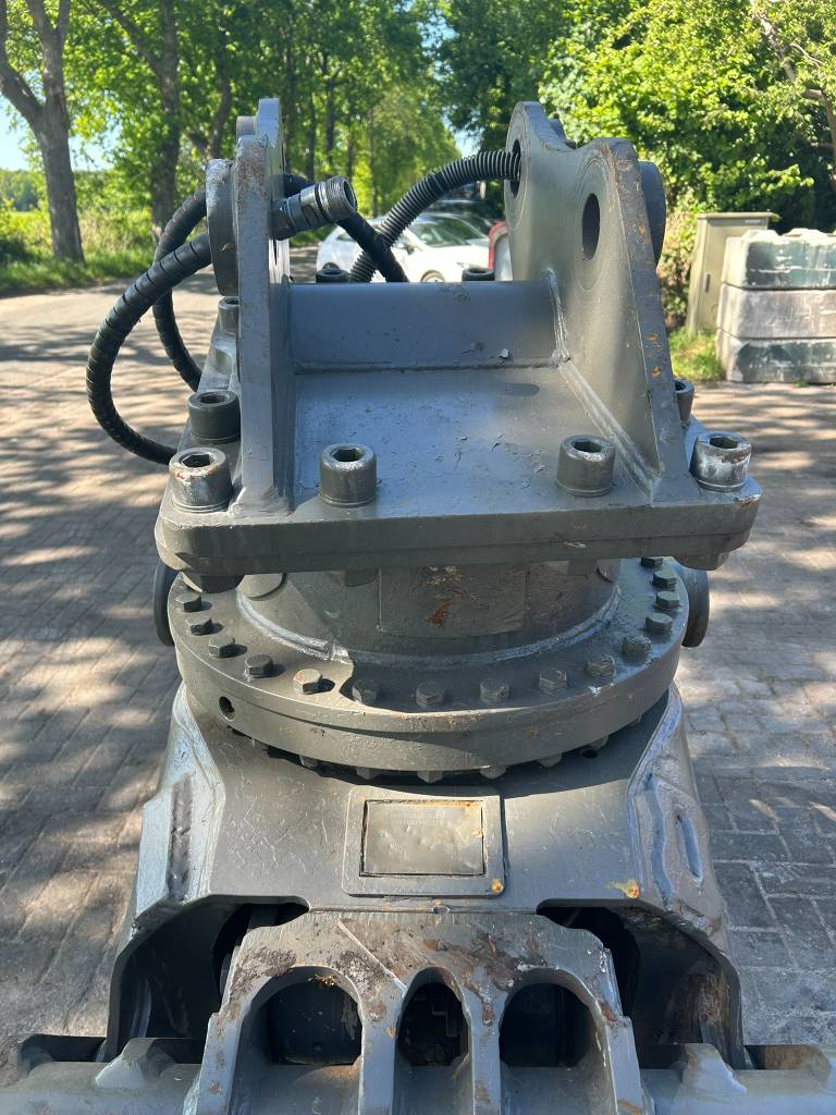 liebherr-sorting-grab-sg025-1,7033b4db