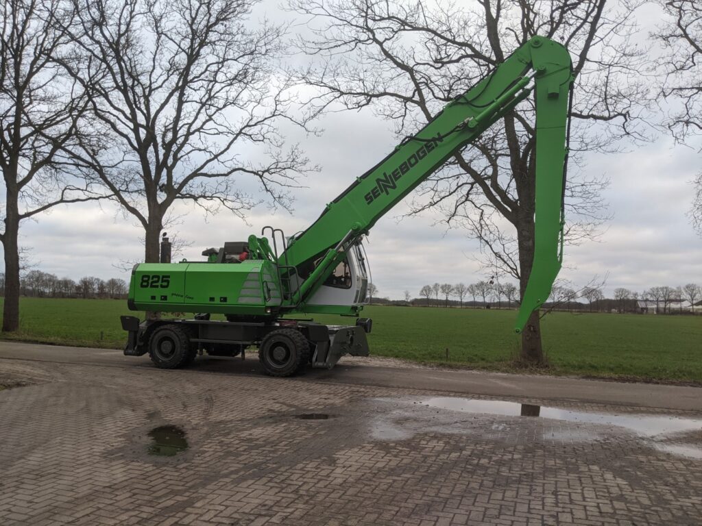 Sennebogen 825M - 82501460 (1)