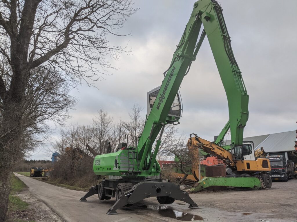 Sennebogen 825M - 82501460 (10)