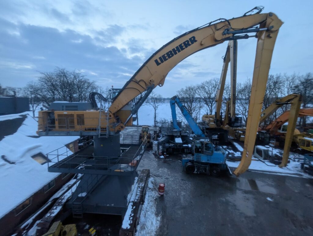 Liebherr R984 HighRise-For Sale at jan kemp bv- (2)